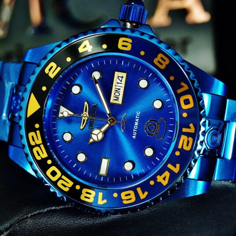 NEW Invicta Pro Diver Blue Day Date Watch
